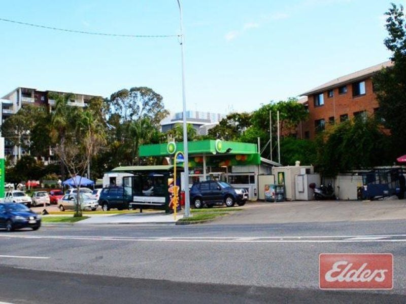 100417-INDOOROOPILLY-2014-04-30-083724-4