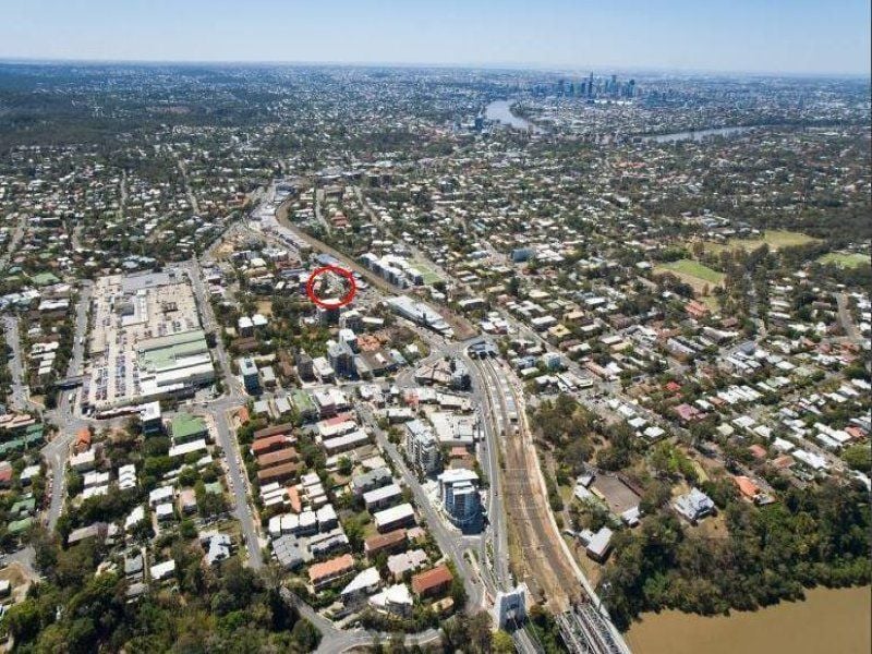 100417-INDOOROOPILLY-2014-04-30-083724