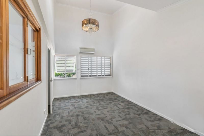 177930-WEST-END-2023-03-14-153834-1
