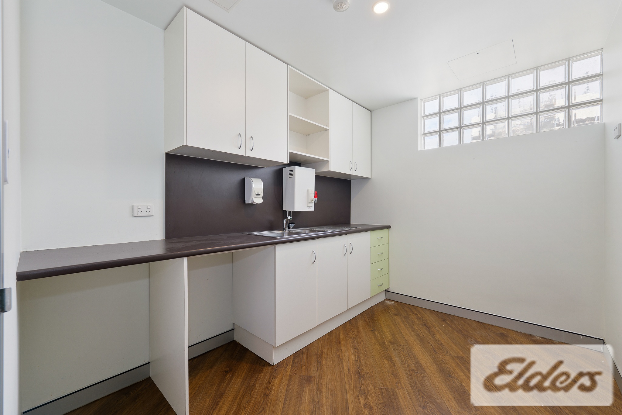181187-SOUTH-BRISBANE-2026-02-27-014022-7