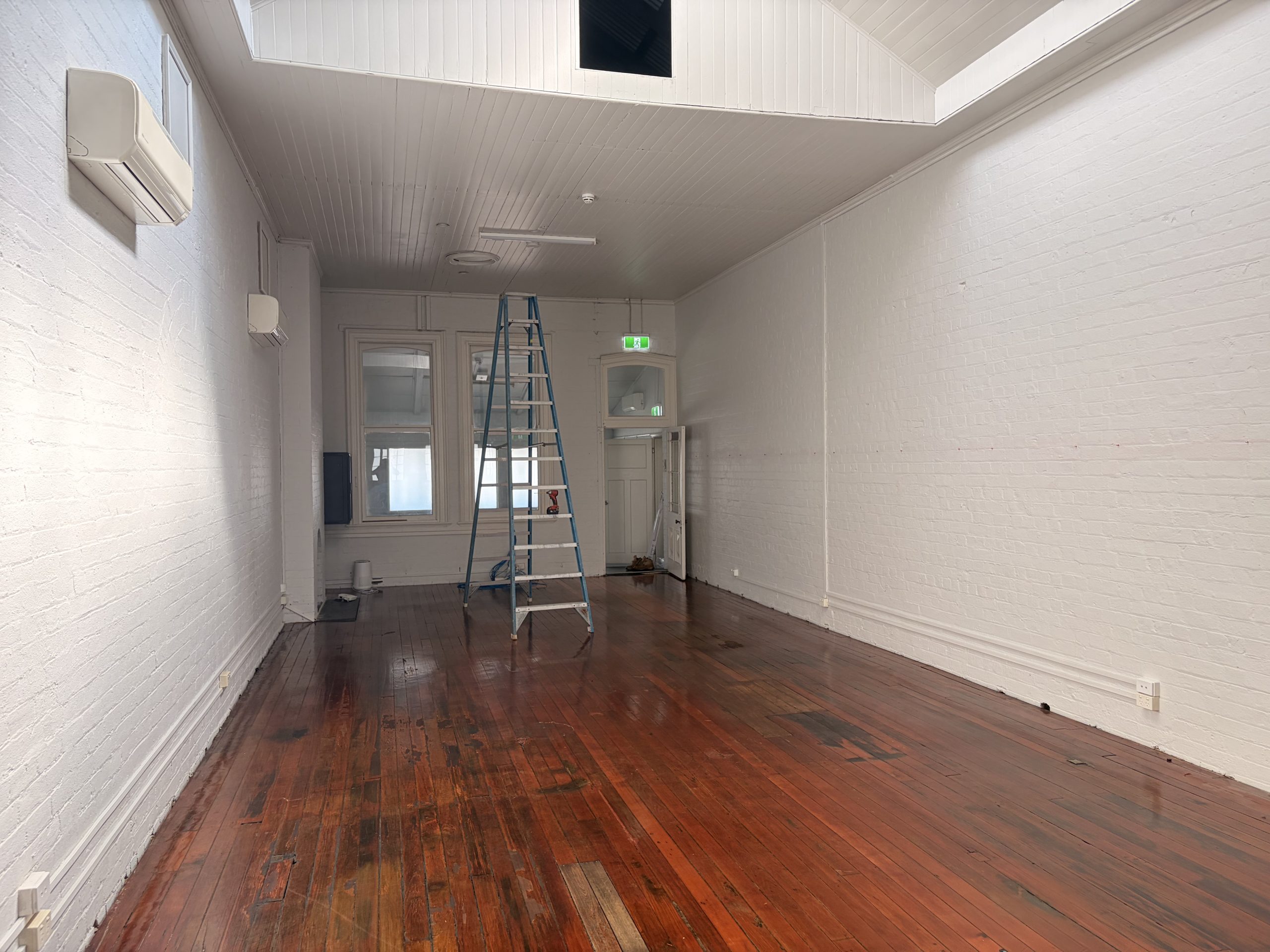 182290-WOOLLOONGABBA-2026-03-17-051419-4