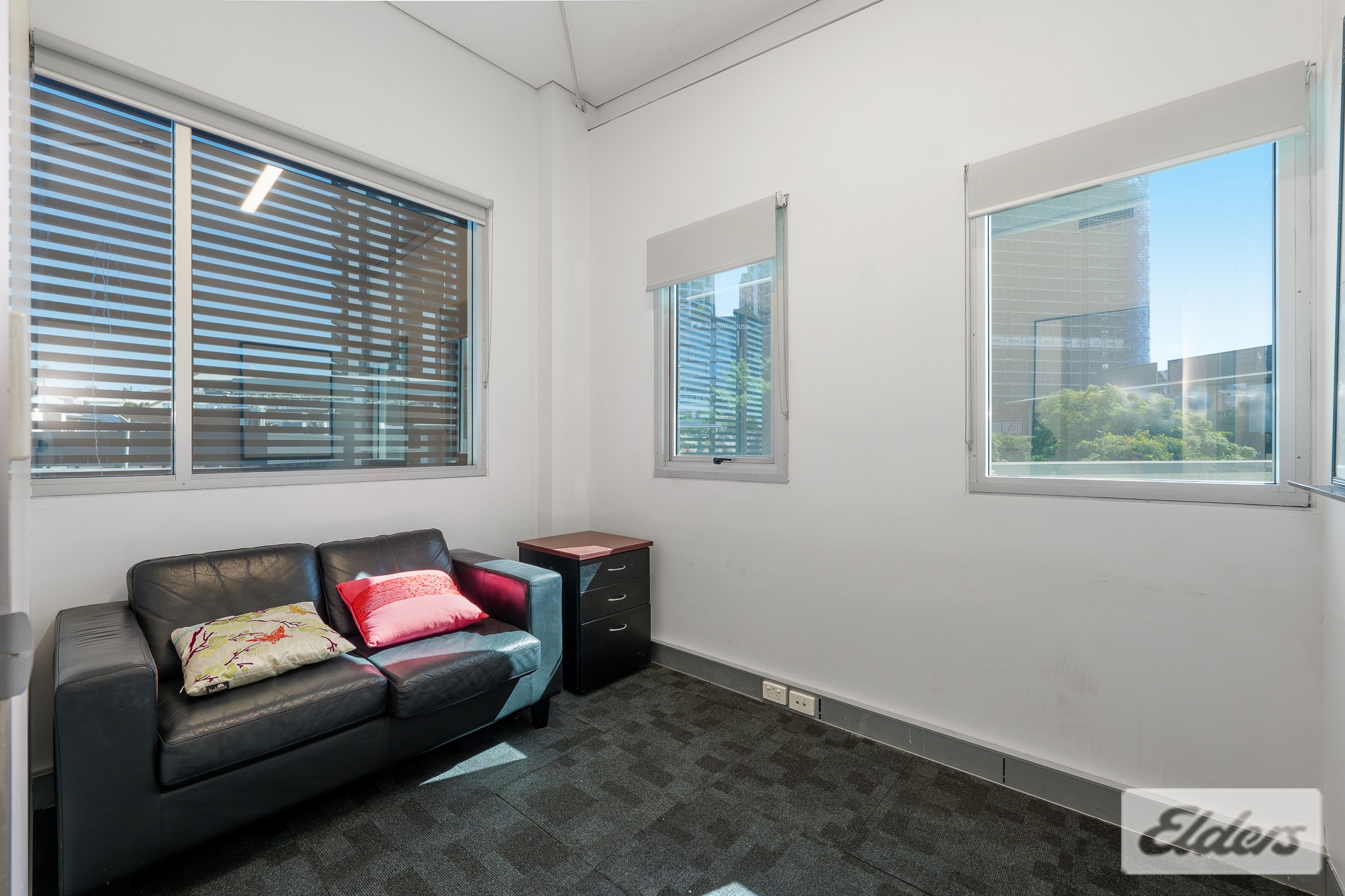182452-WEST-END-2026-05-11-015352-7