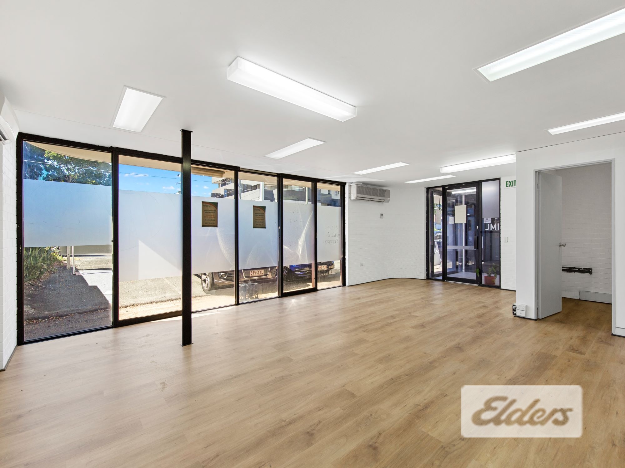 182574-BOWEN-HILLS-2021-05-19-074749-6