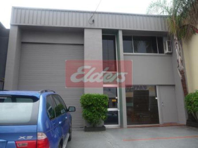 5624484-WOOLLOONGABBA-2013-12-05-154622