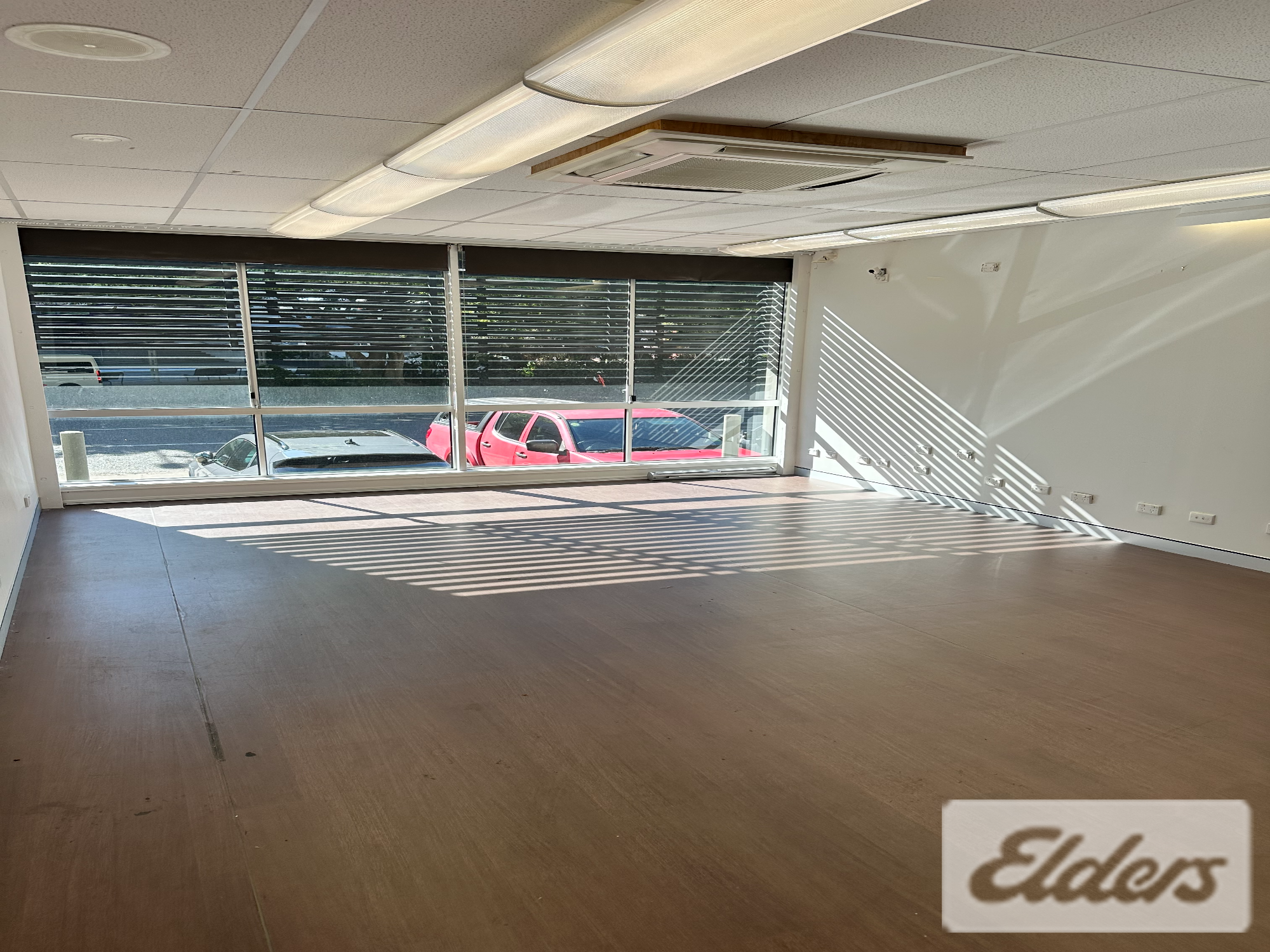 G838541-SOUTH-BRISBANE-2025-10-20-040902-3