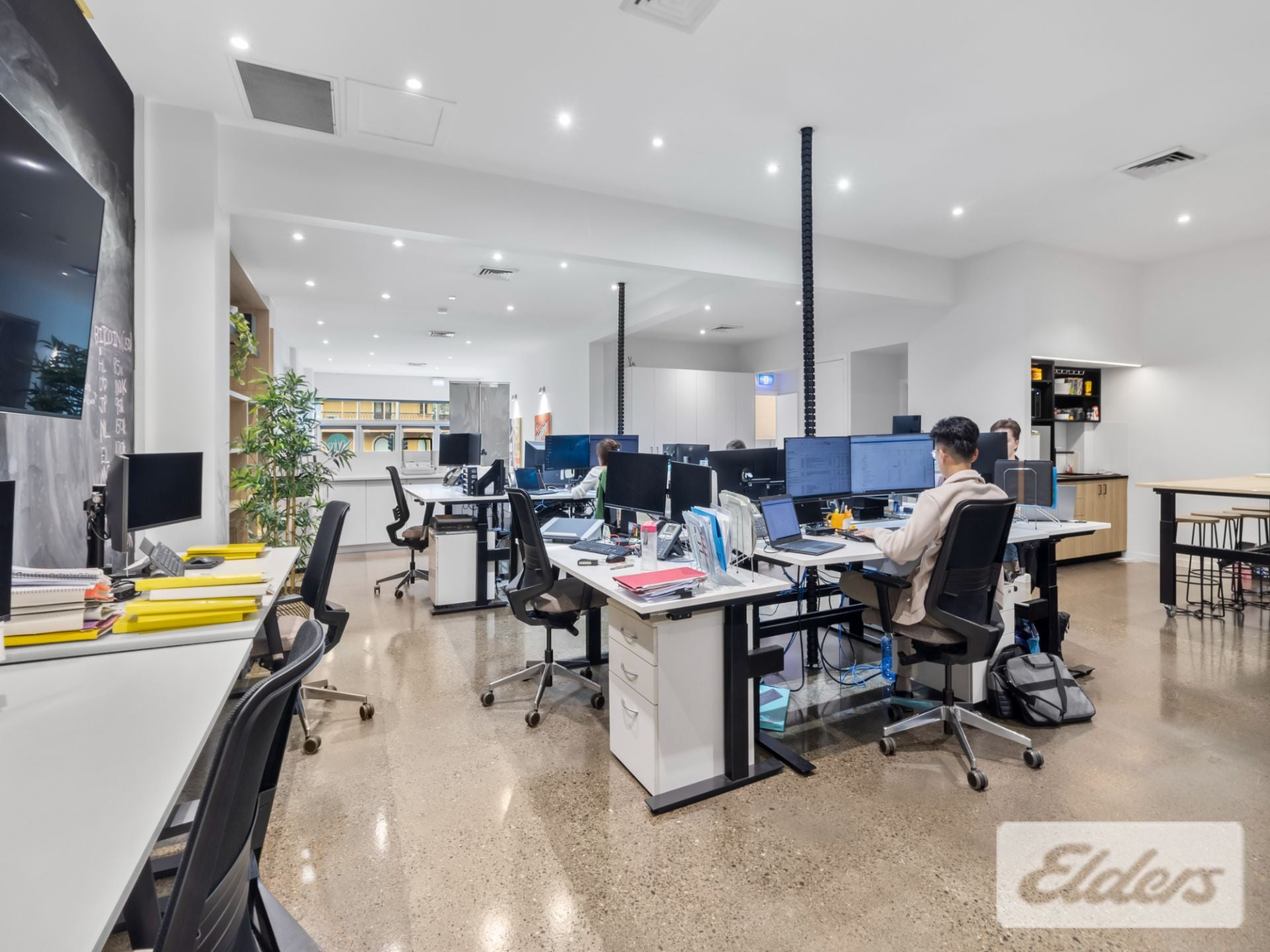 G880841-BOWEN-HILLS-2025-08-06-160901