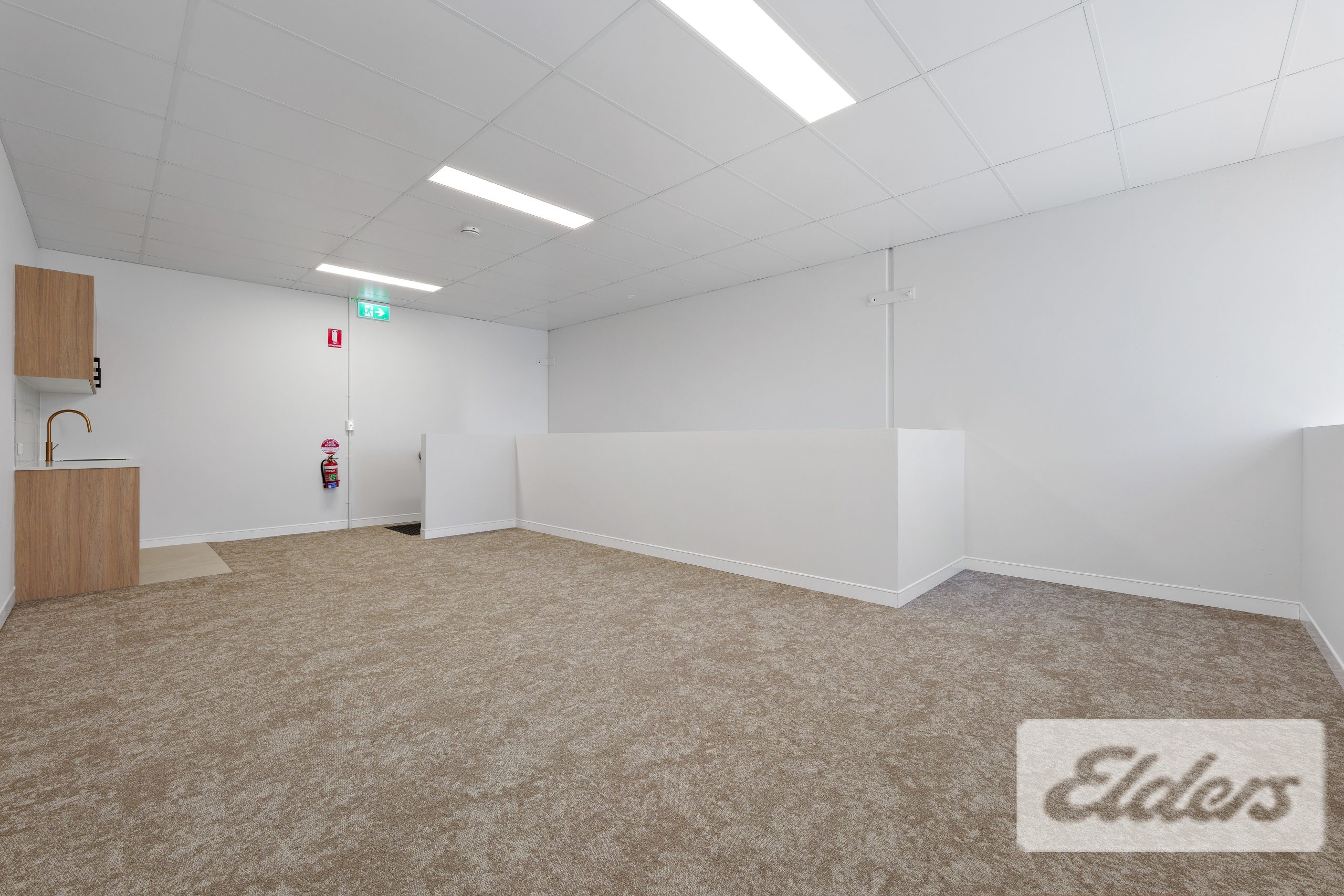 G895191-TENNYSON-2025-10-02-231711-4