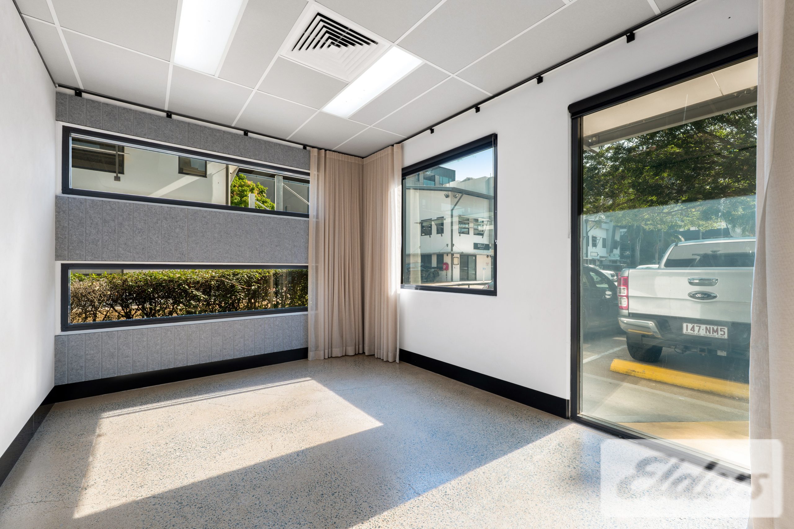 G895861-NEWSTEAD-2025-10-21-041157-16