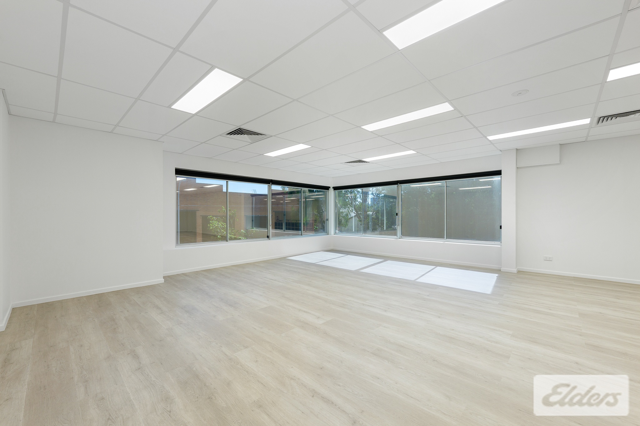 G899981-SOUTH-BRISBANE-2026-04-14-003744-9