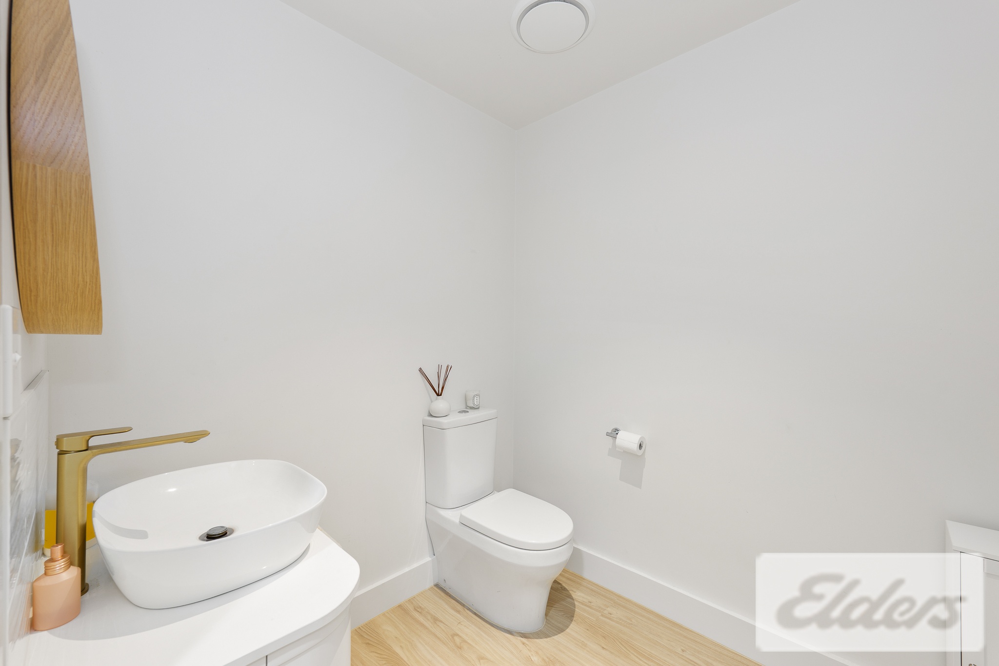 G902111-WEST-END-2026-02-27-043011-14