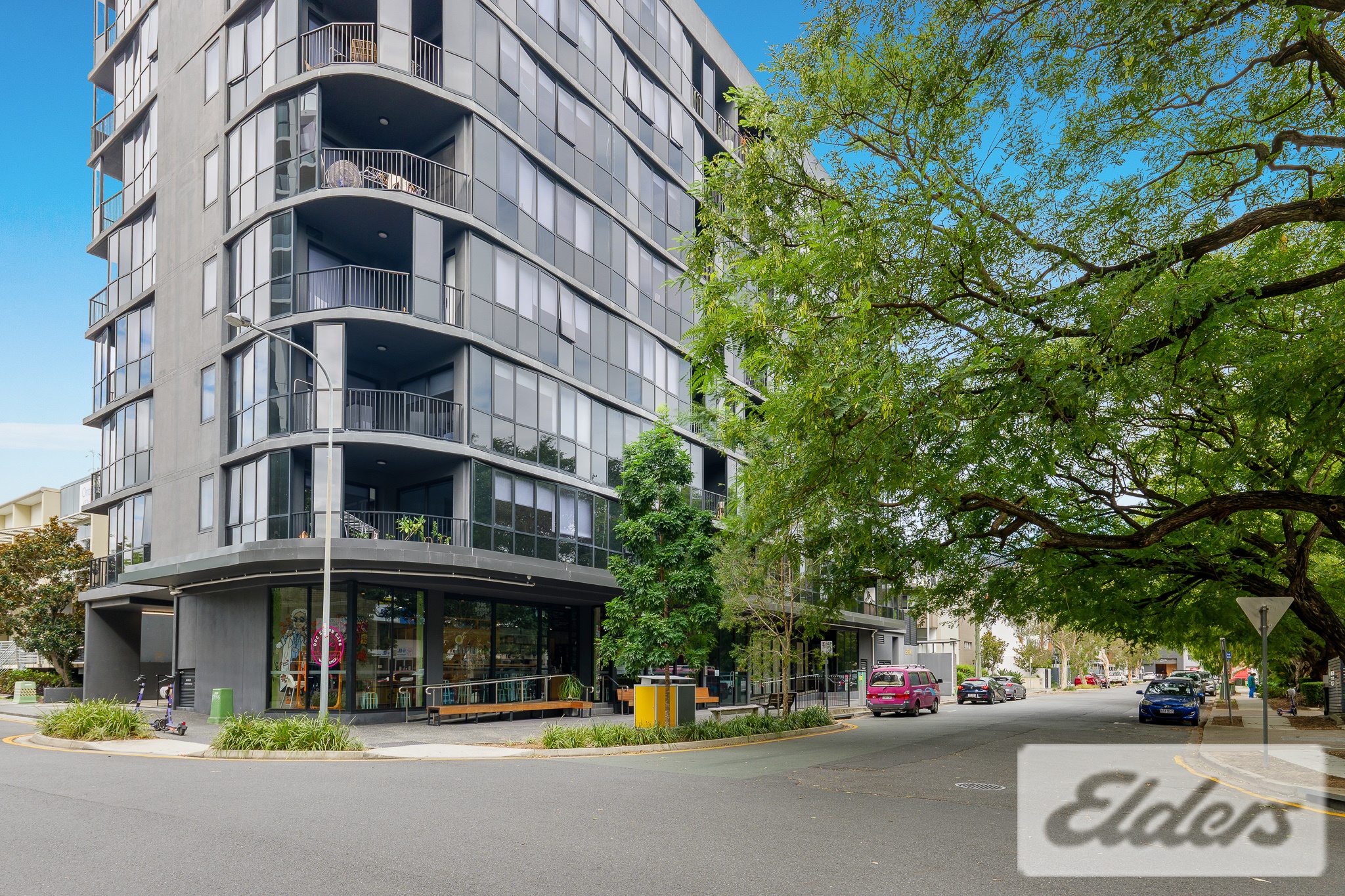 G902111-WEST-END-2026-02-27-043011-6